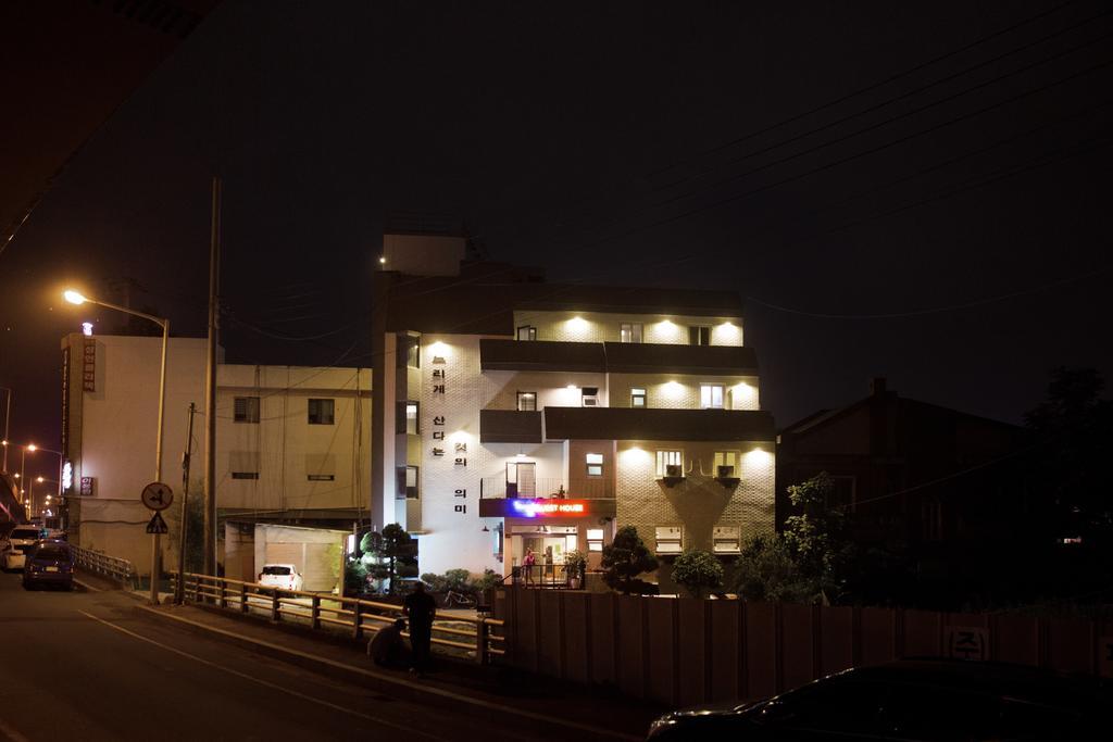 Suncheon Guesthouse Nreem Bilik gambar